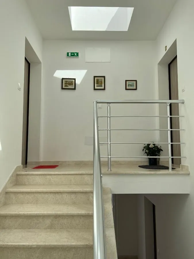 Apartment Sunrise With Private Parking Pula