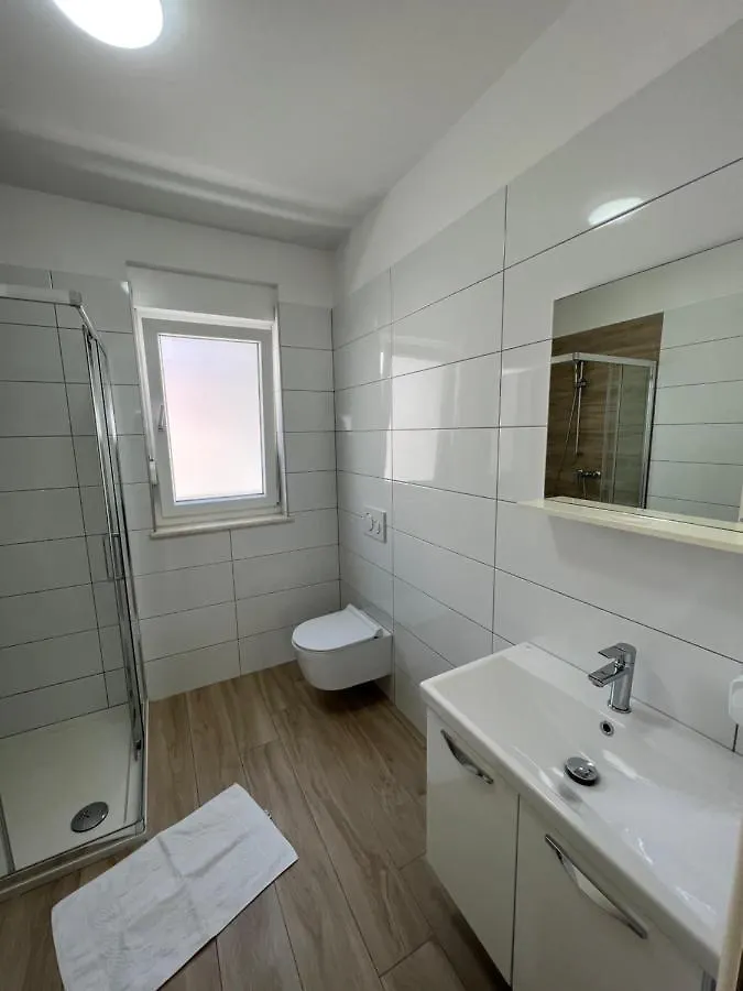 Apartment Sunrise With Private Parking Pula 0*,  Croatia
